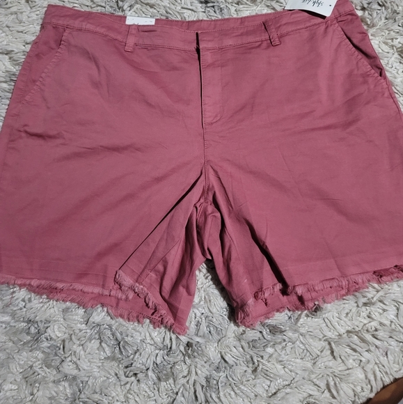 Karen Scott Plus Size Mid-Rise Bermuda Shorts - Picture 5 of 6